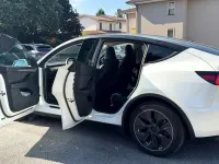 Usata Tesla Model Y 258 kW (351 CV) 2023 Bianco SUV