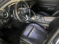 Usata Alfa Romeo Giulia Executive 160 CV (117 kW) 2019 Grigio pastello Berlina