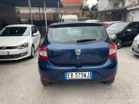 Usata Dacia Sandero 90 CV (66 kW) 2015 Grigio Berlina