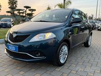 Usata Lancia Ypsilon 69 CV (50 kW) 2017 Blu Utilitaria