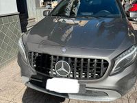 Usata Mercedes GLA220 Premium 177 CV (130 kW) 2015 Grigio SUV
