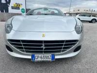 Usata Ferrari California 560 CV (411 kW) 2016 Grigio Cabrio