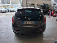 Begagnad Lancia Delta Gold 120 HK (88 kW) 2014 Grå Halvkombi