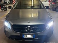 Usata Mercedes GLA200 Business 136 CV (100 kW) 2018 Grigio SUV