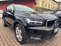 Usata Volvo XC40 Momentum 130 CV (95 kW) 2021 Nero SUV