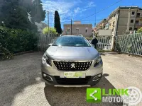 Usata Peugeot 2008 Active 99 CV (72 kW) 2017 Grigio SUV