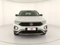 Usata VW T-Roc Life 150 CV (110 kW) 2025 Pure white nero SUV