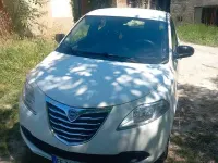 Usata Lancia Ypsilon 69 CV (50 kW) 2012 Bianco Utilitaria
