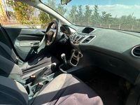 Usata Ford Fiesta Titanium 68 CV (50 kW) 2009 Blu Utilitaria