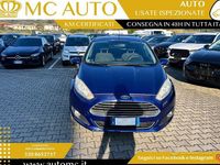 Usata Ford Fiesta 75 CV (55 kW) 2015 Blu Berlina