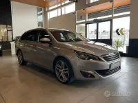 Usata Peugeot 308 Active 120 CV (88 kW) 2015 Grigio Station wagon
