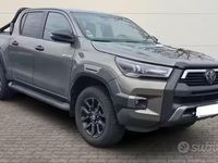 Usata Toyota HiLux 204 CV (150 kW) 2023 Marrone Pick-up