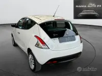 Usata Lancia Ypsilon Gold 80 CV (58 kW) 2014 Bianco Utilitaria