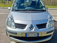Usata Renault Modus 75 CV (55 kW) 2006 Grigio Monovolume