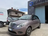 Usata Lancia Ypsilon Platinum 69 CV (50 kW) 2011 Marrone Utilitaria