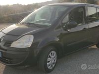 Usata Renault Modus 75 CV (55 kW) 2009 Nero Monovolume