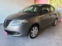 Usata Lancia Ypsilon S 69 CV (50 kW) 2015 Grigio Utilitaria