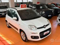 Käytetty Fiat Panda Lounge 69 HP (50 kW) 2013 Valkoinen Viistoperä