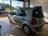 Usata Renault Modus Dynamique 75 CV (55 kW) 2008 Grigio Monovolume