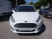 Usata Ford Fiesta Titanium 92 CV (67 kW) 2014 Bianco Utilitaria