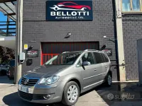 Usata VW Touran Highline 140 CV (102 kW) 2007 Grigio Monovolume