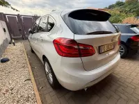 Usata BMW 218 Active Tourer Luxury Line 150 CV (110 kW) 2017 Bianco Monovolume