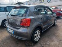 Usata VW Polo Highline 90 CV (66 kW) 2010 Grigio Utilitaria