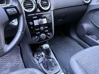 Usata Opel Corsa Edition 86 CV (63 kW) 2015 Utilitaria