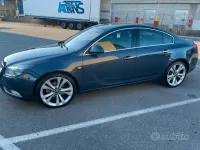 Usata Opel Insignia 180 CV (132 kW) 2010 Bluazzurro Berlina