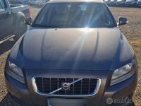 Usata Volvo V70 Summum 184 CV (135 kW) 2007 Marrone Station wagon