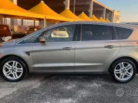 Usata Ford S-MAX S 179 CV (131 kW) 2015 Grigio Monovolume