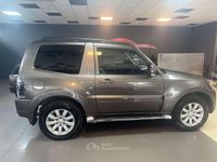 Usata Mitsubishi Pajero 200 CV (147 kW) 2009 Argento SUV