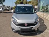 Usata Fiat Doblò Lounge 95 CV (69 kW) 2015 Grigio Monovolume