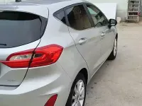 Usata Ford Fiesta 100 CV (73 kW) 2019 Grigio Utilitaria