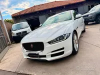 Usata Jaguar XE 179 CV (131 kW) 2018 Bianco Berlina