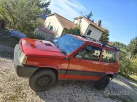 Usata Fiat Panda 4x4 50 CV (36 kW) 1991 Rosso Utilitaria