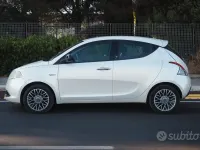 Usata Lancia Ypsilon Silver 69 CV (50 kW) 2011 Bianco Utilitaria