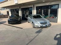 Gebraucht Mercedes E250 Executive 204 PS (150 kW) 2014 Silber Limousine