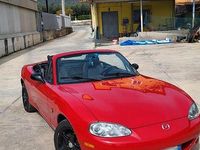 Usata Mazda MX5 110 CV (80 kW) 2001 Rosso Cabrio