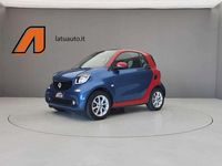 Usata Smart ForTwo Coupé Basis 90 CV (66 kW) 2019 Blu / rosso Coupé