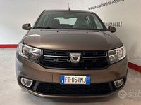 Usata Dacia Sandero Comfort 75 CV (55 kW) 2019 Marrone Berlina