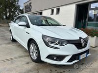Usata Renault Mégane GrandTour Intens 116 CV (85 kW) 2019 Bianco Station wagon