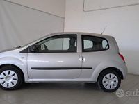 Gebraucht Renault Twingo Dynamique 69 PS (50 kW) 2010 Grau Kleinwagen