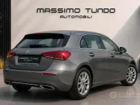 Usata Mercedes A180 116 CV (85 kW) 2019 Grigio Berlina