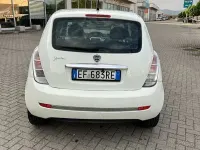 Usata Lancia Ypsilon 75 CV (55 kW) 2011 Utilitaria