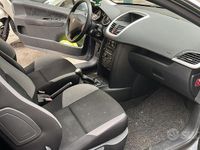 Usata Peugeot 208 88 CV (64 kW) 2008 Grigio Utilitaria