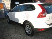 Usata Volvo XC60 136 CV (100 kW) 2013 Bianco SUV
