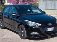 Usata Hyundai i20 Blackline 73 CV (53 kW) 2018 Nero Berlina