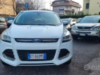 Begagnad Ford Kuga Titanium 163 HK (119 kW) 2013 Vit SUV