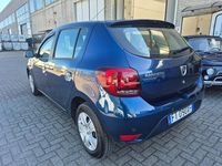 Usata Dacia Sandero Comfort 90 CV (66 kW) 2019 Blu/azzurro Berlina